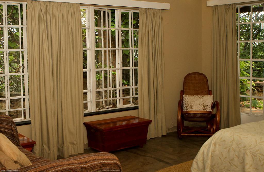 Down Gran'S Self-Catering Cottage Lobamba Εξωτερικό φωτογραφία